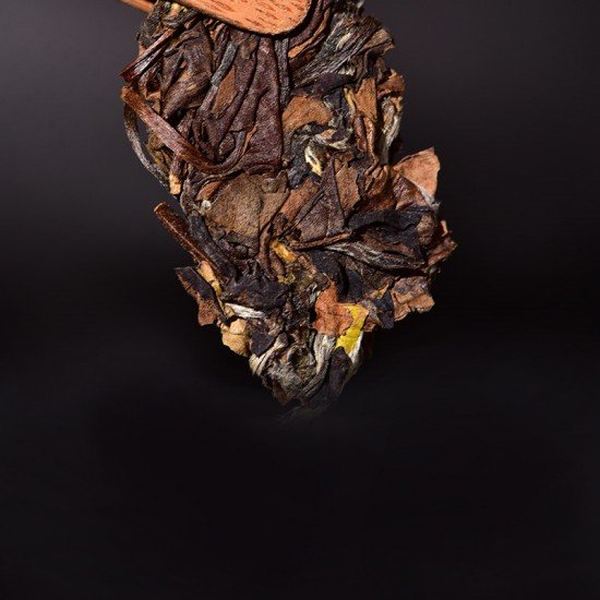 Exquisite White Peony White Tea Cake - 95g Exquisite White Peony White Tea Cake - 95g